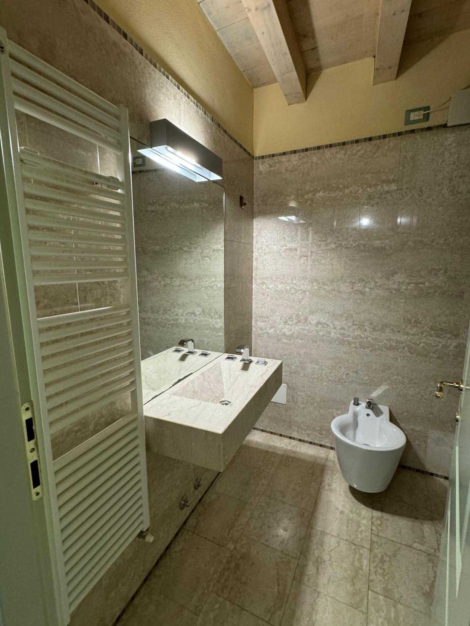 Splendid Apartment Desenzano del Garda Luaran gambar