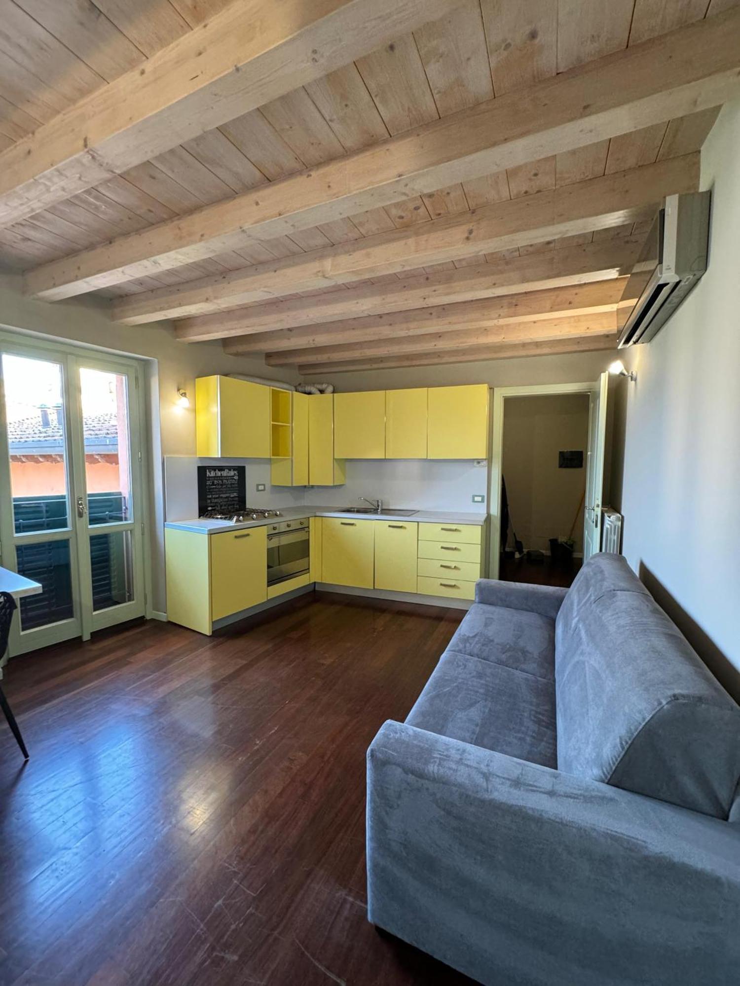 Splendid Apartment Desenzano del Garda Luaran gambar